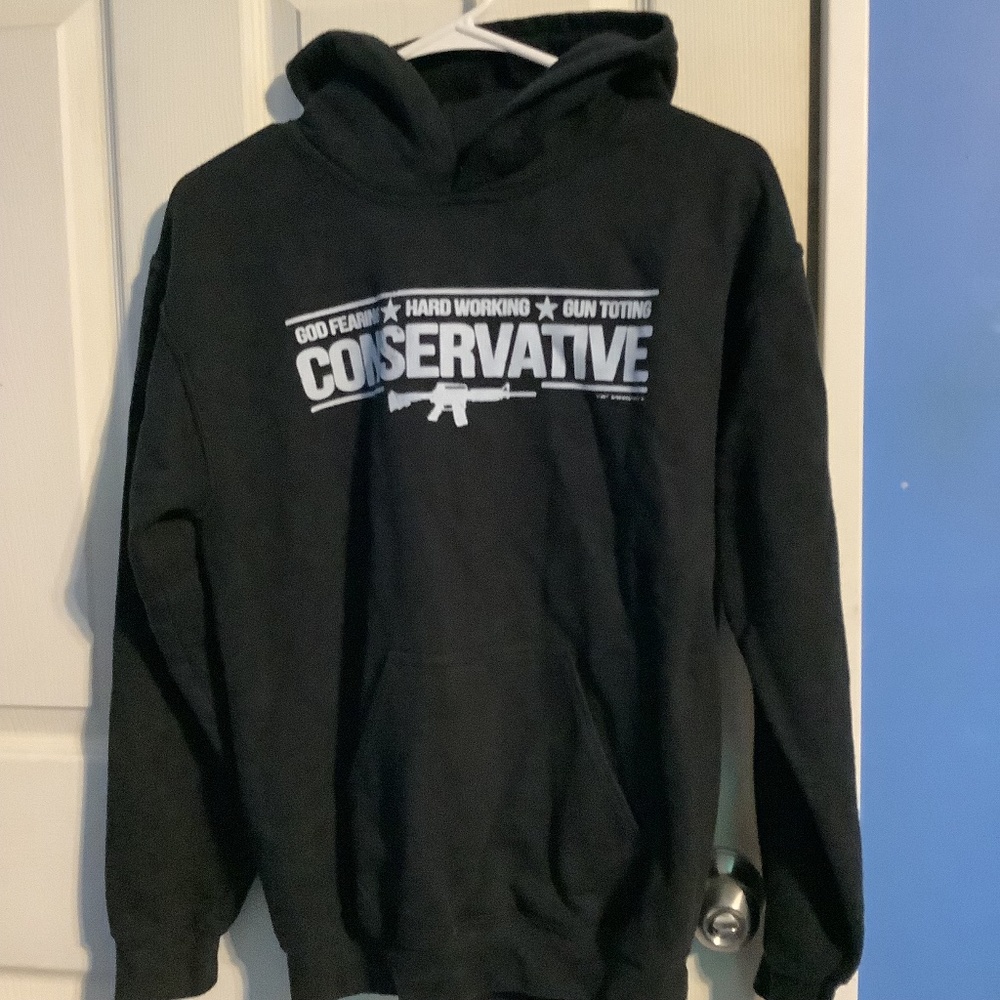 Gildan Heavy Blend Black Hooded Sweater (Hoodie)  Size S